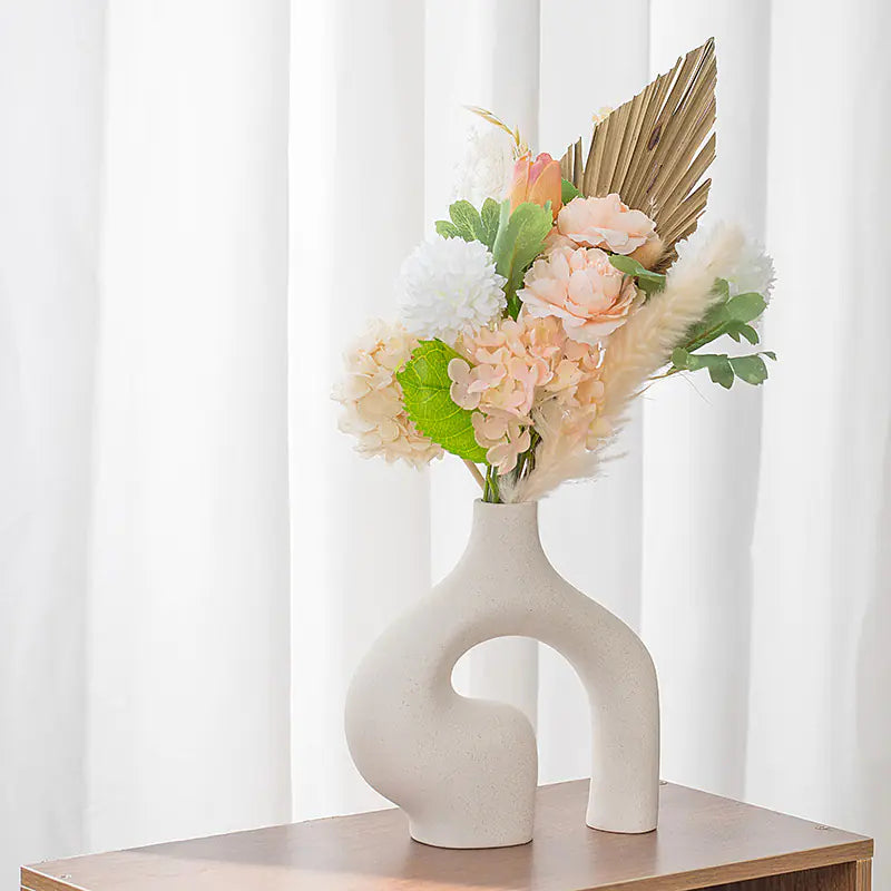 Nordische Keramikvase