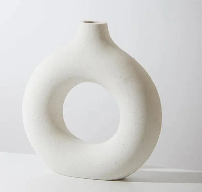Runde Keramikvase – Kreatives Kunsthandwerk