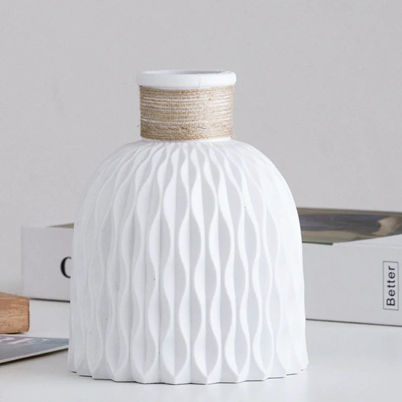 Gerippte Vase